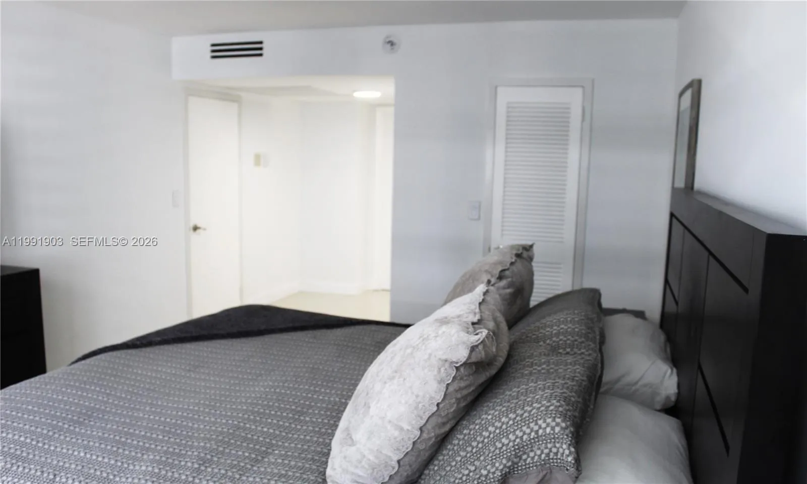 2030 S Ocean Dr 821, Hallandale Beach, Florida 330, Hallandale Beach, Florida 33009, 2 Bedrooms Bedrooms, ,2 BathroomsBathrooms,Residential Lease,For Rent,2030 S Ocean Dr 821, Hallandale Beach, Florida 330,A11991903
