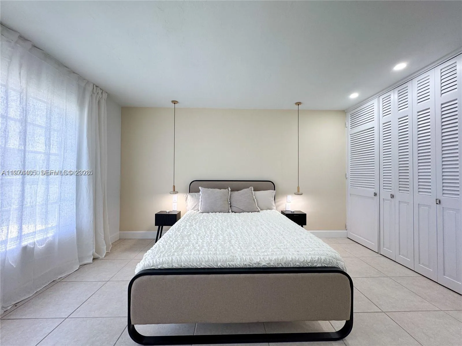 1631 Ne 114th St 106, Miami, Florida 33181, Miami, Florida 33181, 1 Bedroom Bedrooms, ,1 BathroomBathrooms,Residential Lease,For Rent,1631 Ne 114th St 106, Miami, Florida 33181,A11974405