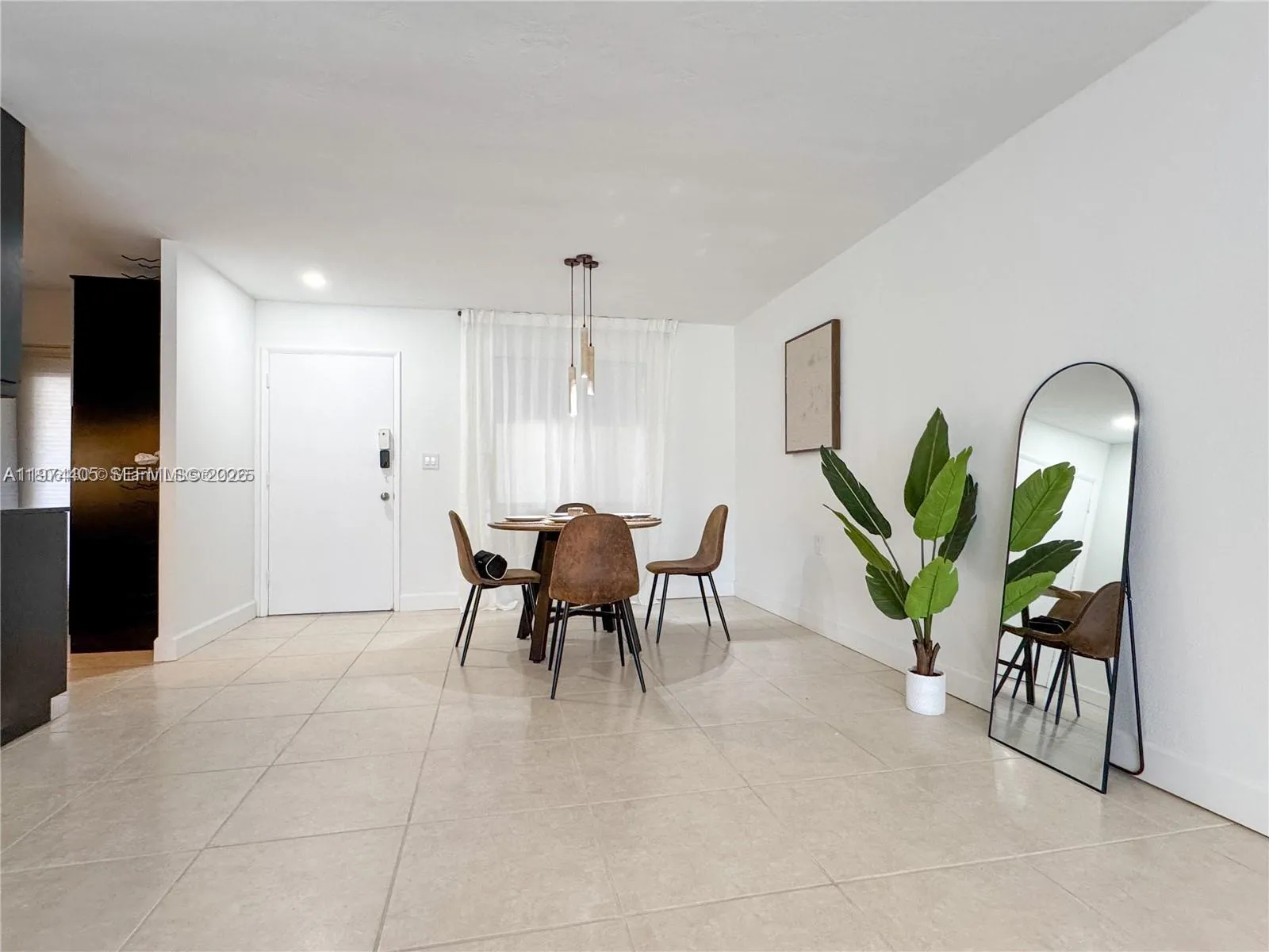 1631 Ne 114th St 106, Miami, Florida 33181, Miami, Florida 33181, 1 Bedroom Bedrooms, ,1 BathroomBathrooms,Residential Lease,For Rent,1631 Ne 114th St 106, Miami, Florida 33181,A11974405
