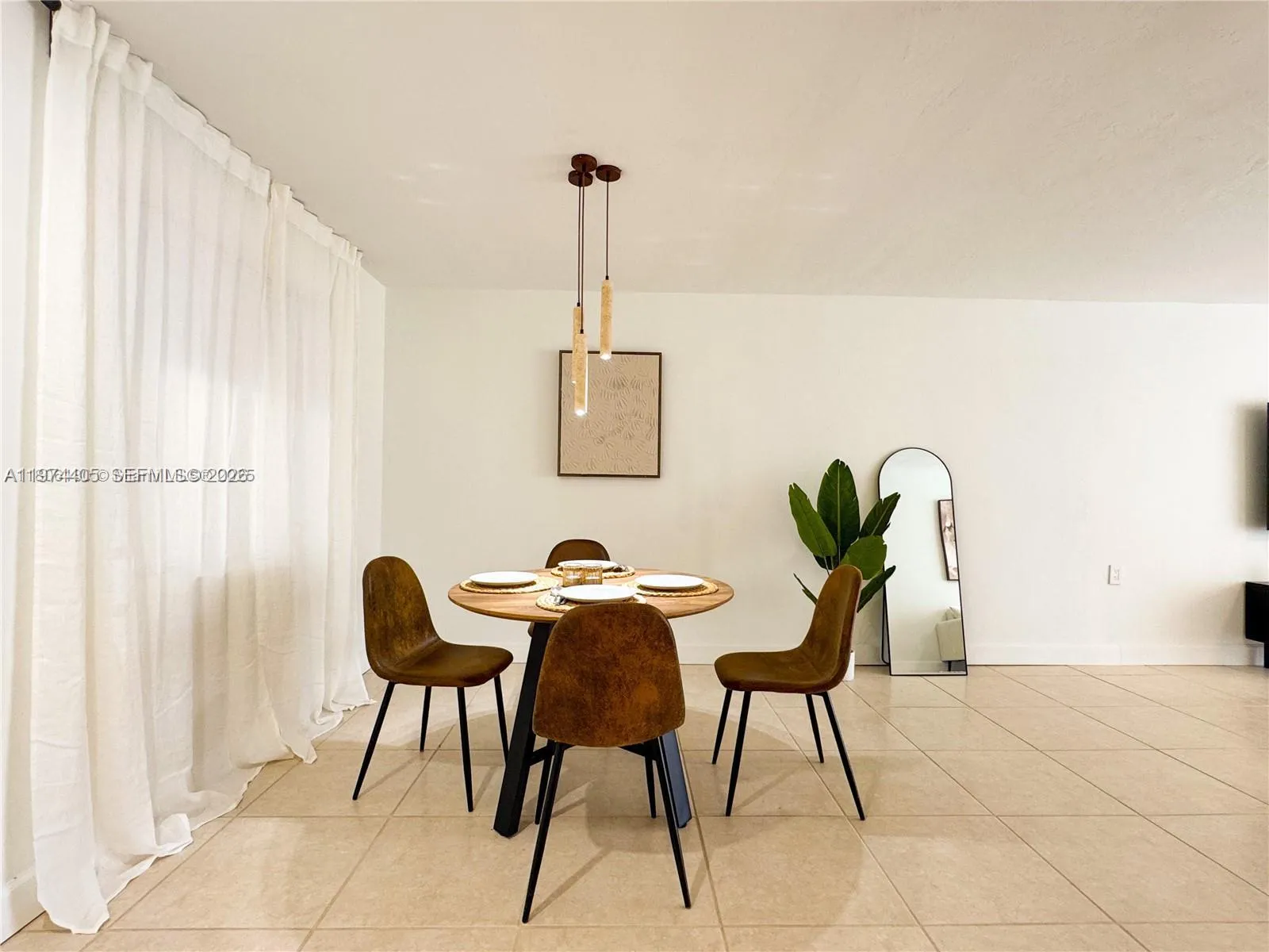 1631 Ne 114th St 106, Miami, Florida 33181, Miami, Florida 33181, 1 Bedroom Bedrooms, ,1 BathroomBathrooms,Residential Lease,For Rent,1631 Ne 114th St 106, Miami, Florida 33181,A11974405