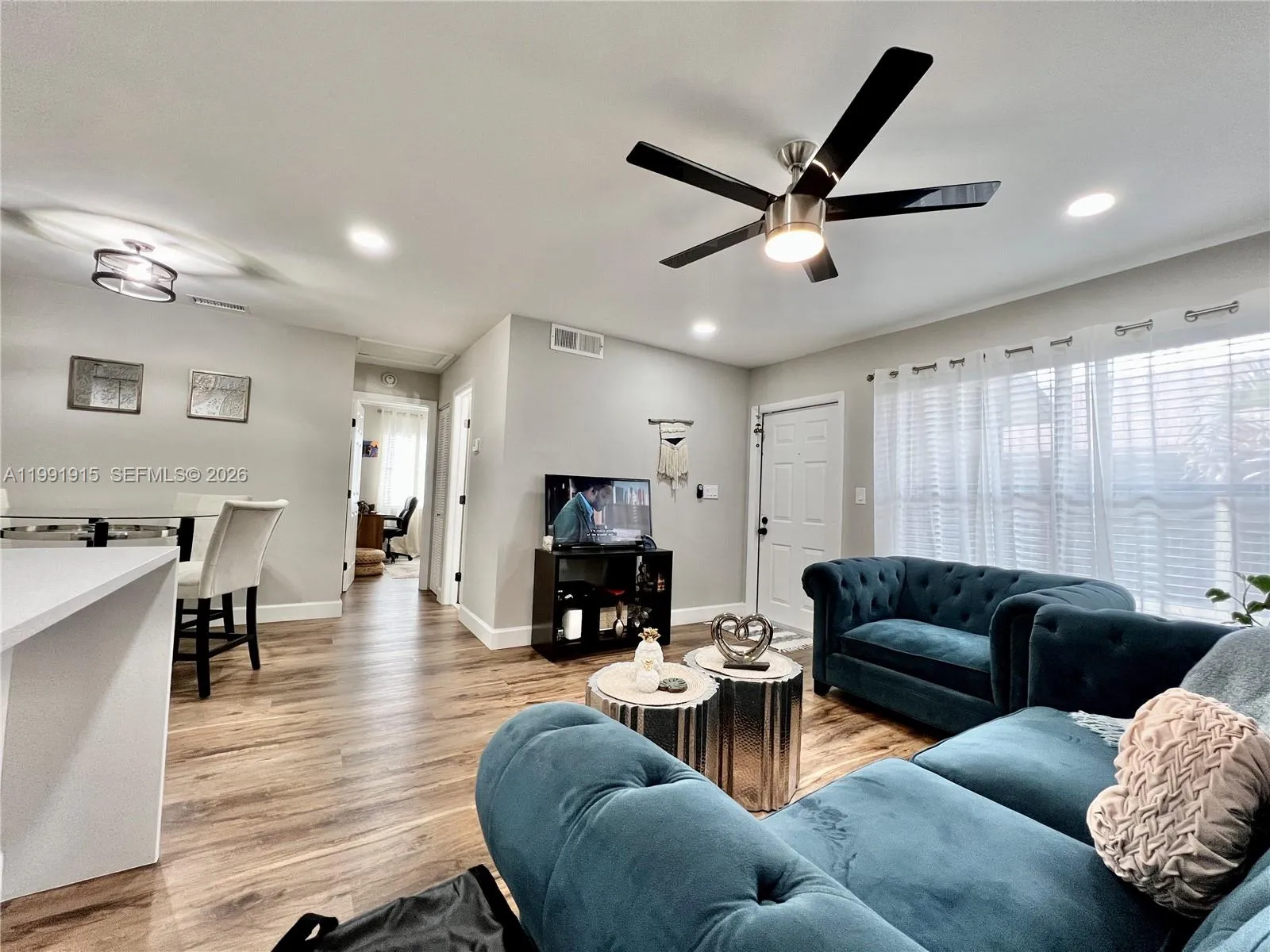 10019 Winding Lake Rd 202, Sunrise, Florida 33351, Sunrise, Florida 33351, 2 Bedrooms Bedrooms, ,2 BathroomsBathrooms,Residential,For Sale,10019 Winding Lake Rd 202, Sunrise, Florida 33351,A11991915