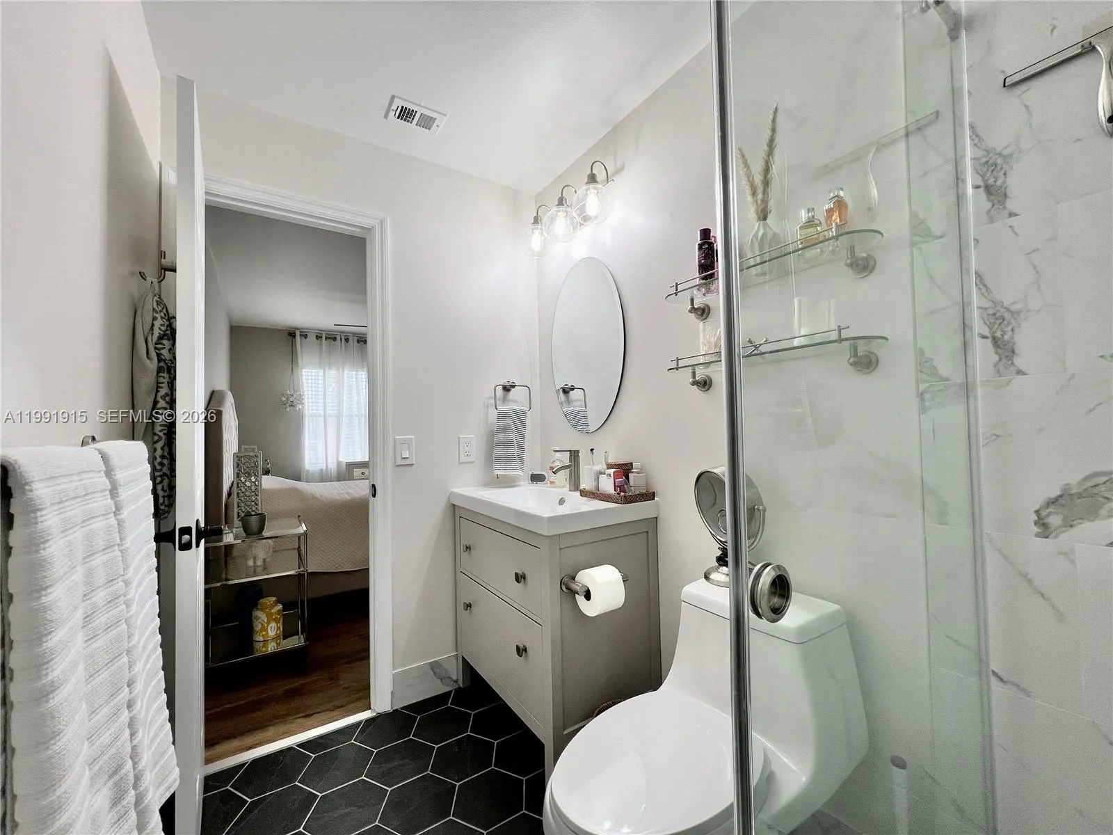 10019 Winding Lake Rd 202, Sunrise, Florida 33351, Sunrise, Florida 33351, 2 Bedrooms Bedrooms, ,2 BathroomsBathrooms,Residential,For Sale,10019 Winding Lake Rd 202, Sunrise, Florida 33351,A11991915