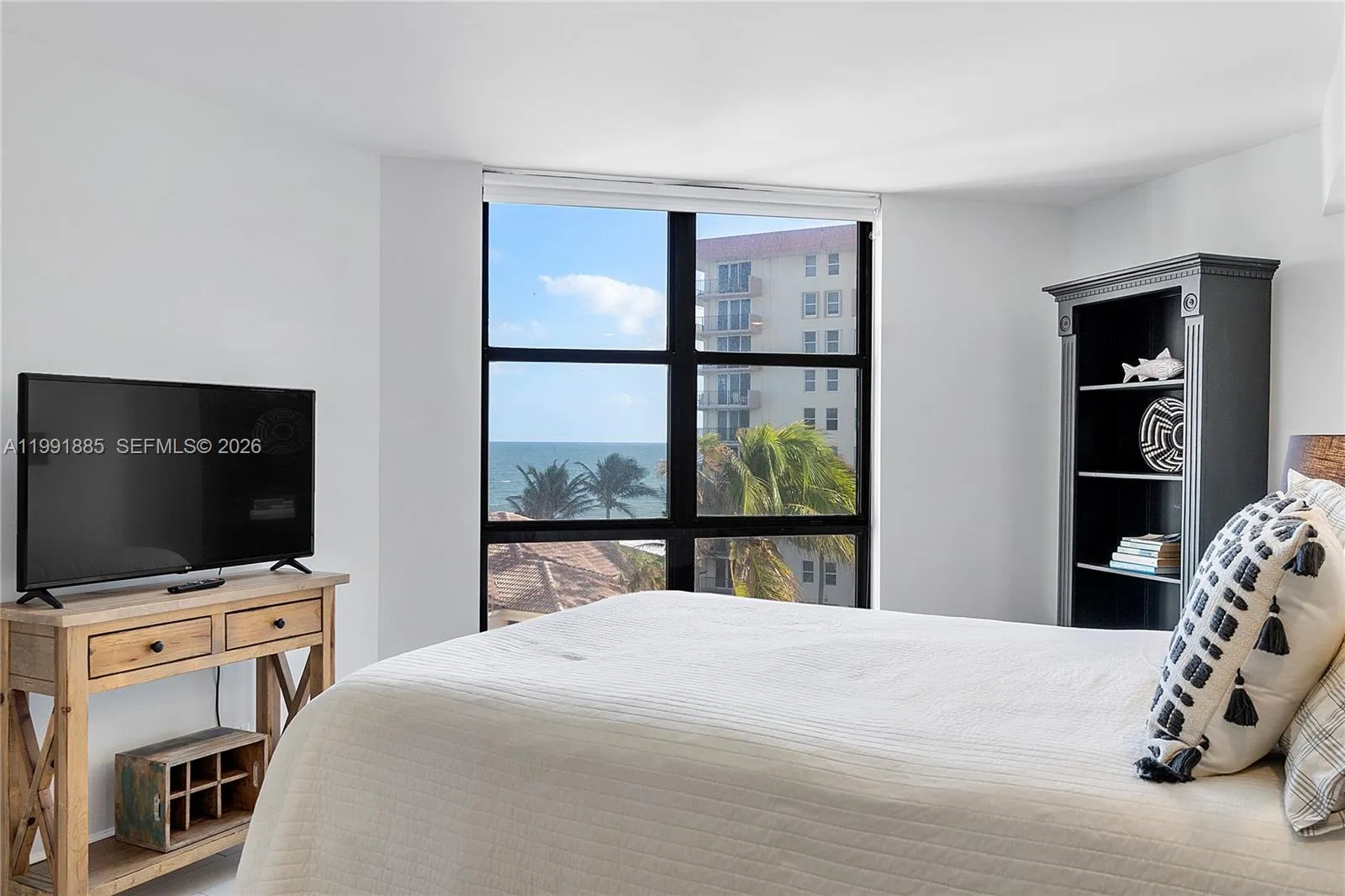 1155 Hillsboro Mile 510, Hillsboro Beach, Florida, Hillsboro Beach, Florida 33062, 3 Bedrooms Bedrooms, ,2 BathroomsBathrooms,Residential Lease,For Rent,1155 Hillsboro Mile 510, Hillsboro Beach, Florida ,A11991885