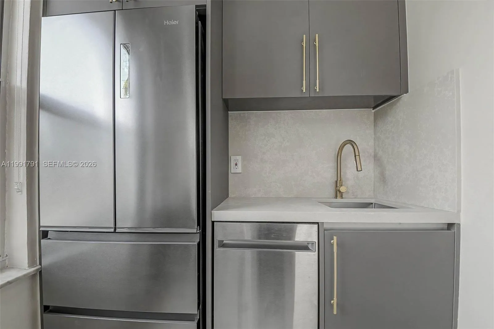 694 Ne 76th St 6, Miami, Florida 33138, Miami, Florida 33138, 1 Bedroom Bedrooms, ,1 BathroomBathrooms,Residential Lease,For Rent,694 Ne 76th St 6, Miami, Florida 33138,A11991791