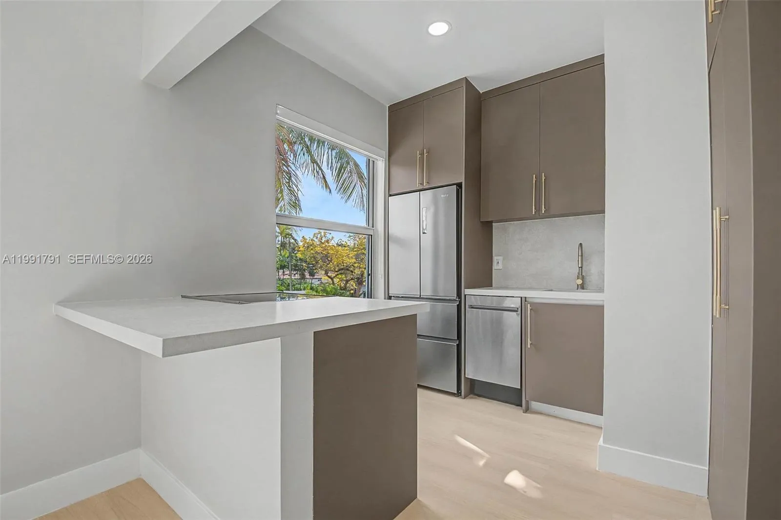 694 Ne 76th St 6, Miami, Florida 33138, Miami, Florida 33138, 1 Bedroom Bedrooms, ,1 BathroomBathrooms,Residential Lease,For Rent,694 Ne 76th St 6, Miami, Florida 33138,A11991791