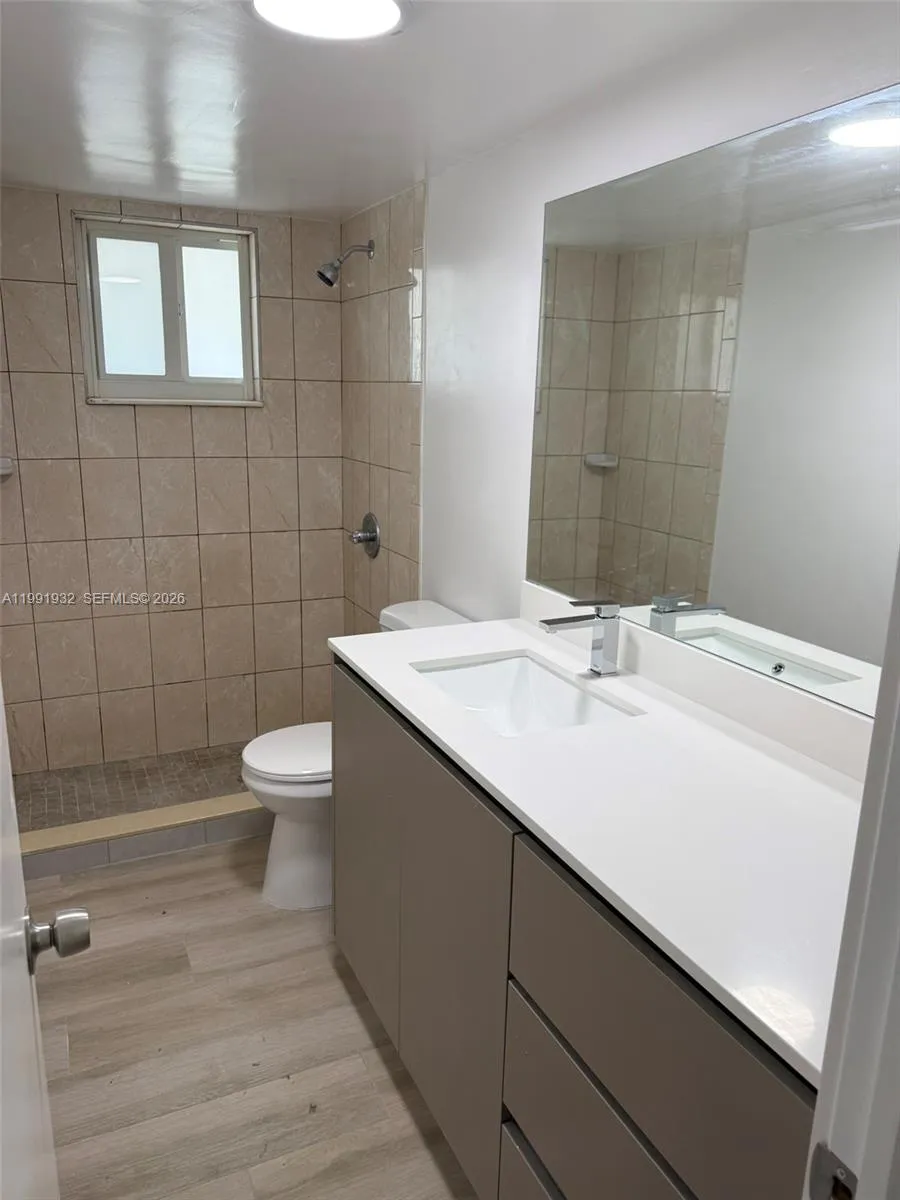 7251 Sw 82nd St 15, Miami, Florida 33143, Miami, Florida 33143, 2 Bedrooms Bedrooms, ,2 BathroomsBathrooms,Residential Lease,For Rent,7251 Sw 82nd St 15, Miami, Florida 33143,A11991932