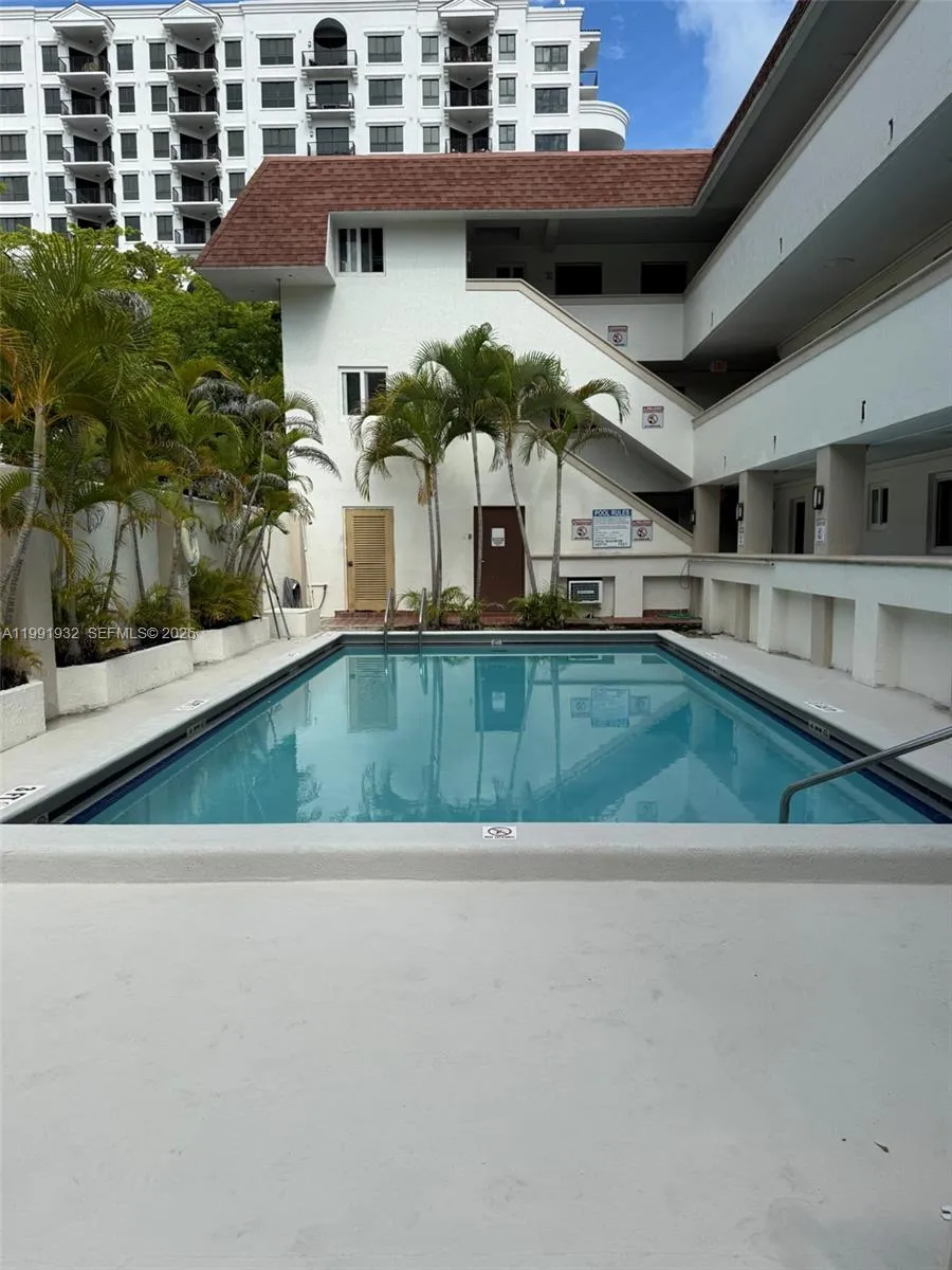 7251 Sw 82nd St 15, Miami, Florida 33143, Miami, Florida 33143, 2 Bedrooms Bedrooms, ,2 BathroomsBathrooms,Residential Lease,For Rent,7251 Sw 82nd St 15, Miami, Florida 33143,A11991932