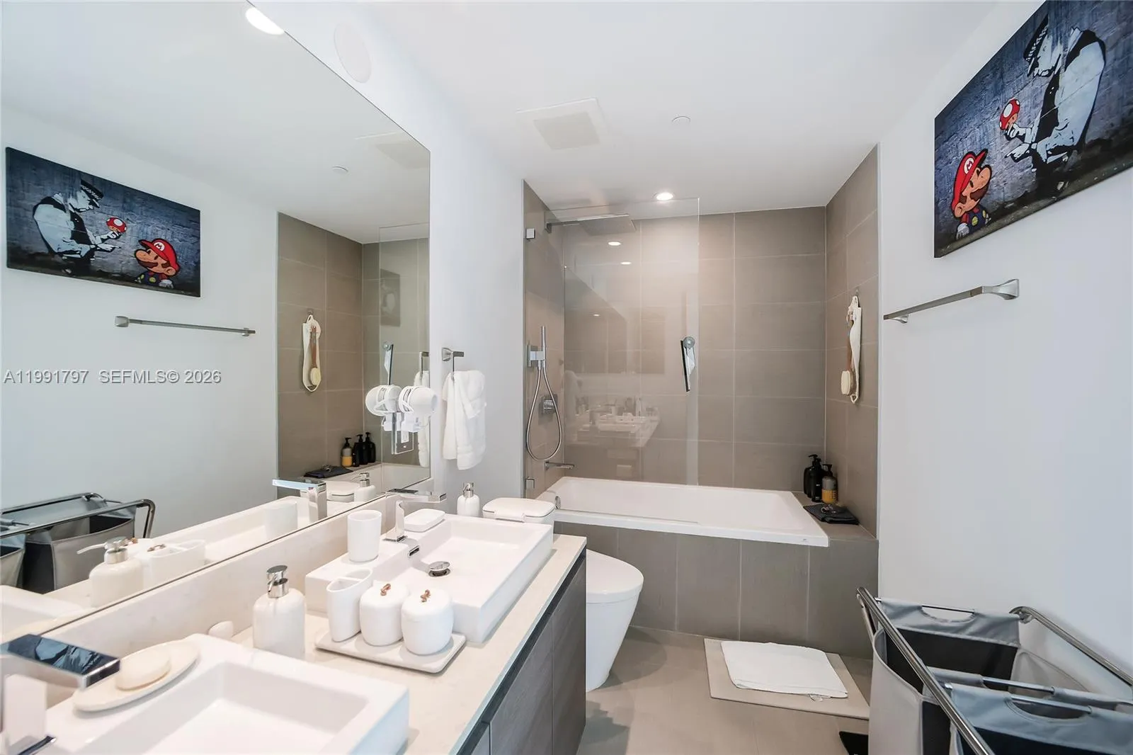 1080 Brickell Ave 1603, Miami, Florida 33131, Miami, Florida 33131, 1 Bedroom Bedrooms, ,1 BathroomBathrooms,Residential Lease,For Rent,1080 Brickell Ave 1603, Miami, Florida 33131,A11991797