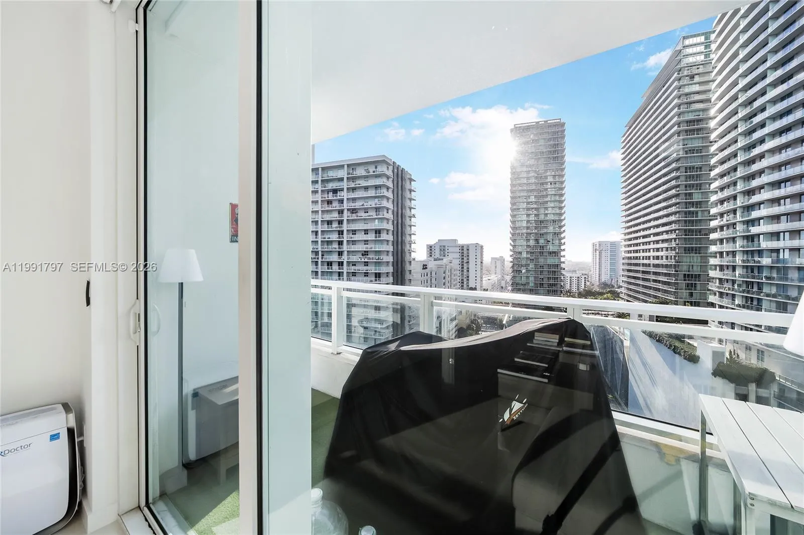 1080 Brickell Ave 1603, Miami, Florida 33131, Miami, Florida 33131, 1 Bedroom Bedrooms, ,1 BathroomBathrooms,Residential Lease,For Rent,1080 Brickell Ave 1603, Miami, Florida 33131,A11991797