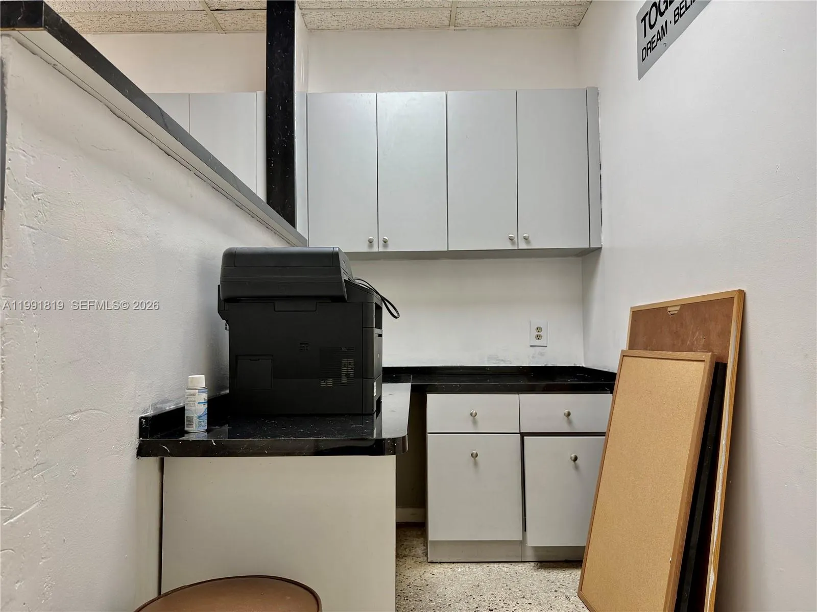 32 E 5th St 50, Hialeah, Florida 33010, Hialeah, Florida 33010, ,Commercial Lease,For Rent,32 E 5th St 50, Hialeah, Florida 33010,A11991819