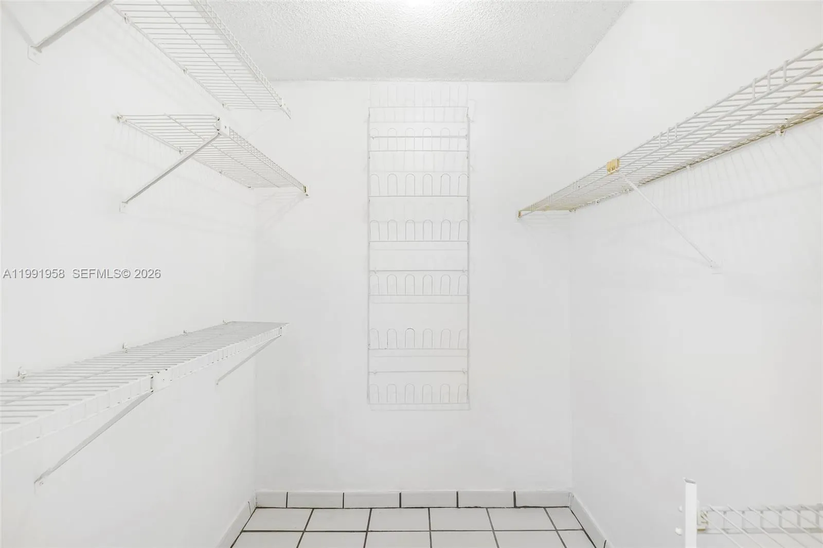 2401 Collins Ave 1906, Miami Beach, Florida 33140, Miami Beach, Florida 33140, 2 Bedrooms Bedrooms, ,2 BathroomsBathrooms,Residential Lease,For Rent,2401 Collins Ave 1906, Miami Beach, Florida 33140,A11991958