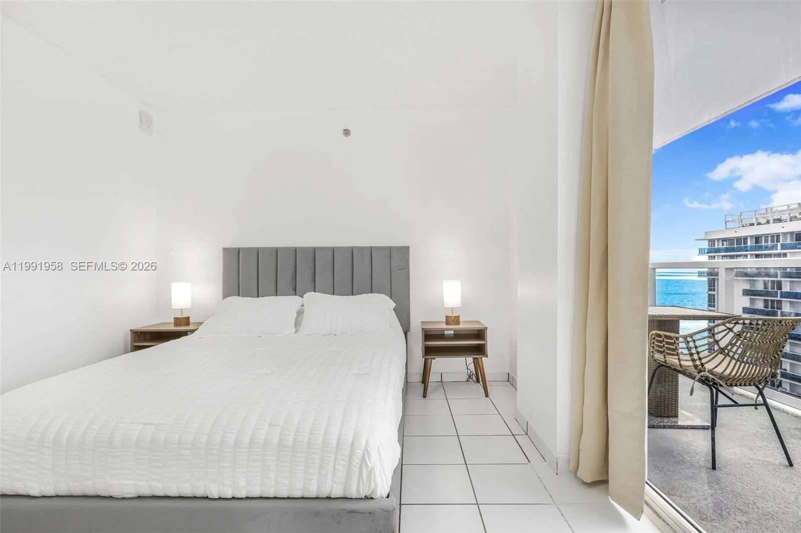 2401 Collins Ave 1906, Miami Beach, Florida 33140, Miami Beach, Florida 33140, 2 Bedrooms Bedrooms, ,2 BathroomsBathrooms,Residential Lease,For Rent,2401 Collins Ave 1906, Miami Beach, Florida 33140,A11991958
