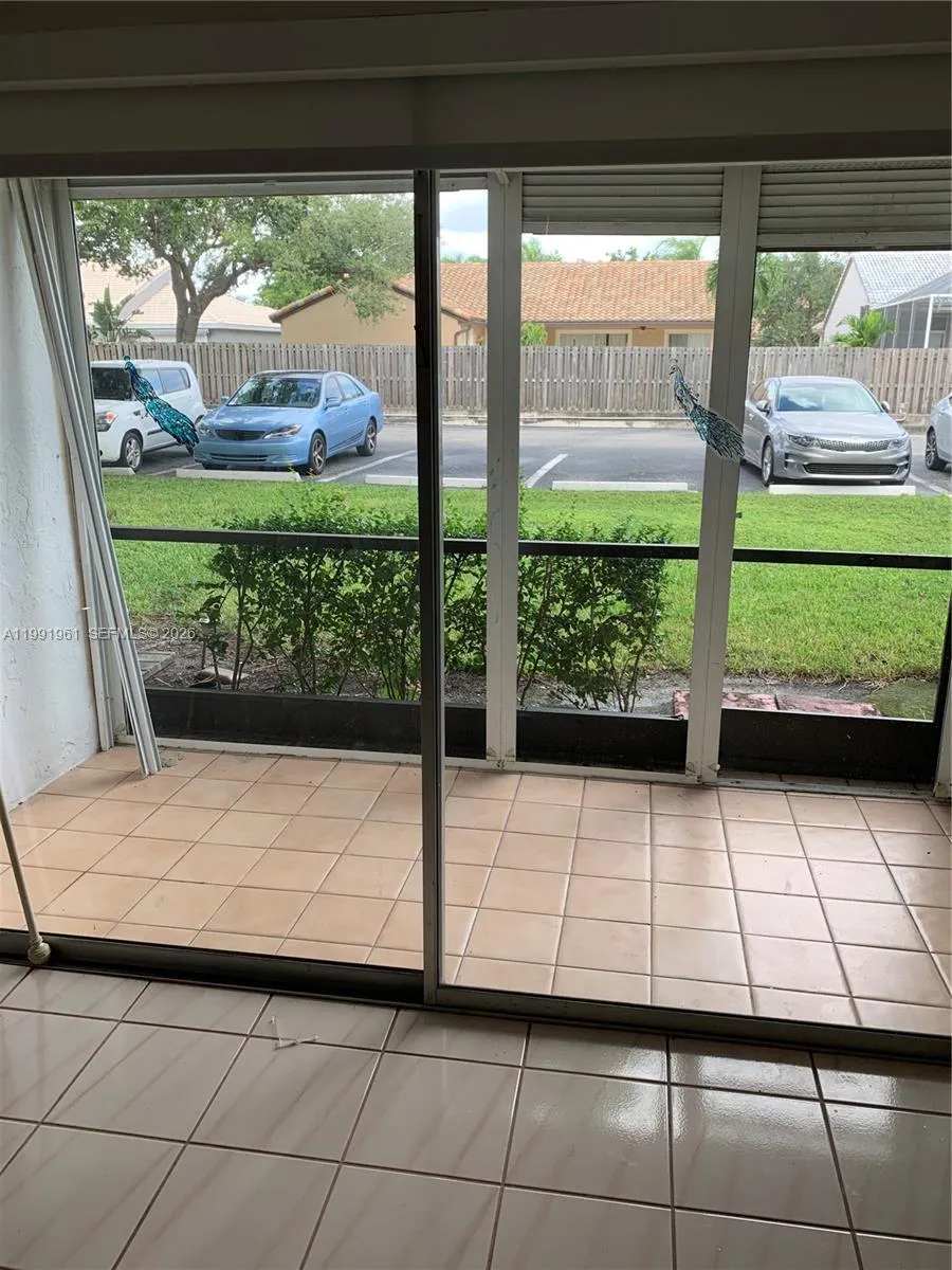 4155 Nw 90th Ave 105, Coral Springs, Florida 33065, Coral Springs, Florida 33065, 1 Bedroom Bedrooms, ,1 BathroomBathrooms,Residential Lease,For Rent,4155 Nw 90th Ave 105, Coral Springs, Florida 33065,A11991961