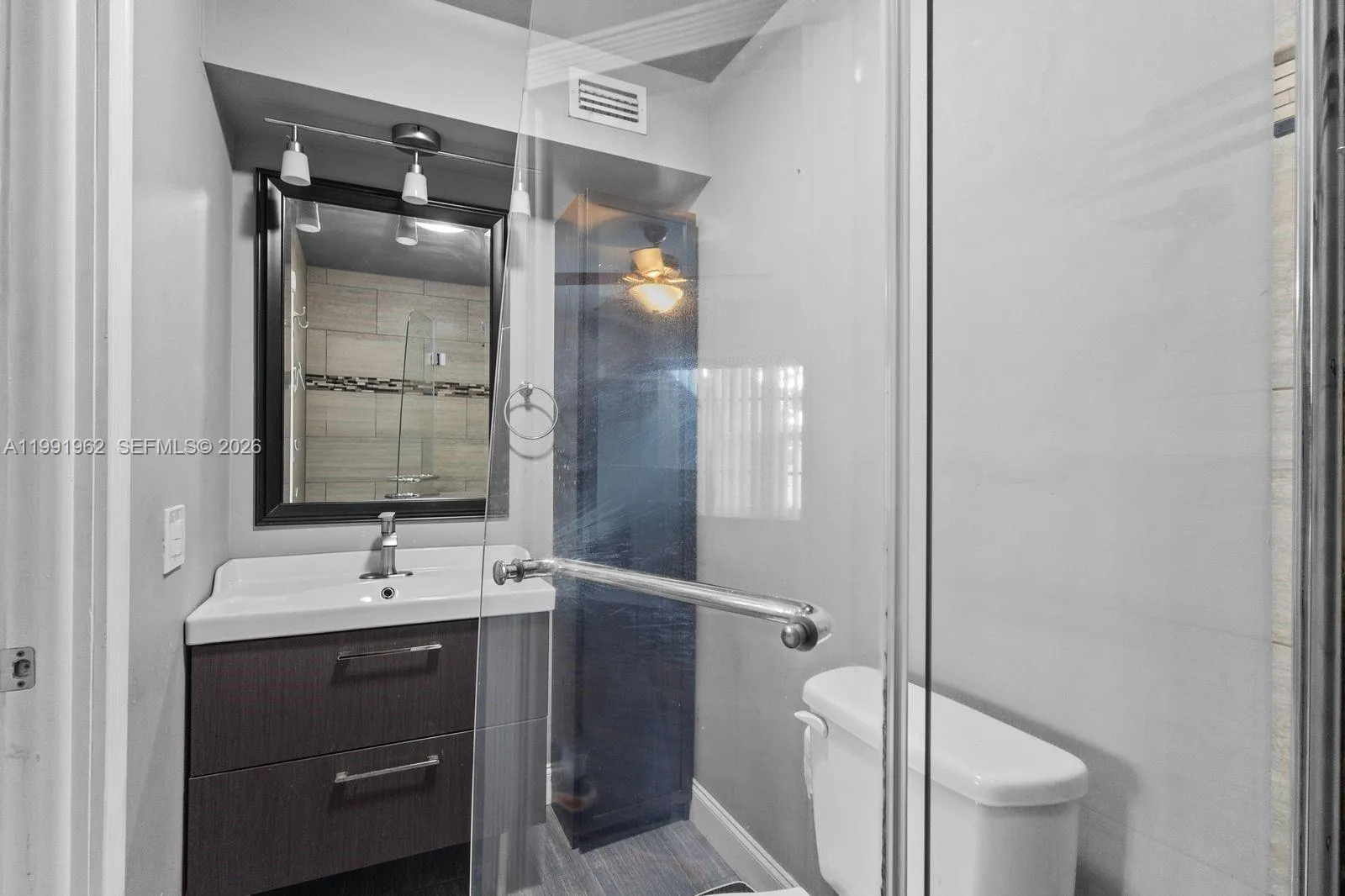 8069 Sw 18th Ct 4-7, Davie, Florida 33324, Davie, Florida 33324, 2 Bedrooms Bedrooms, ,2 BathroomsBathrooms,Residential Lease,For Rent,8069 Sw 18th Ct 4-7, Davie, Florida 33324,A11991962
