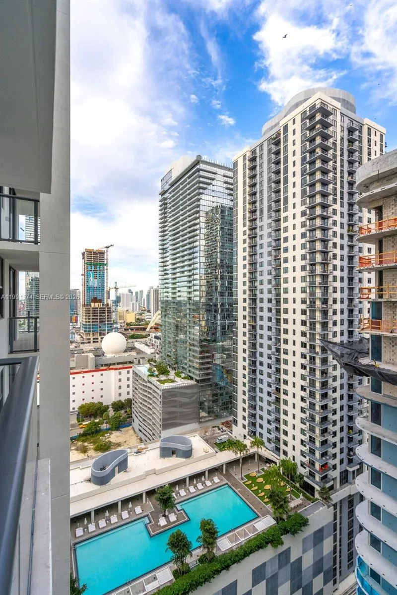 11 Ne 6 Th 2808, Miami, Florida 33132, Miami, Florida 33132, ,1 BathroomBathrooms,Residential Lease,For Rent,11 Ne 6 Th 2808, Miami, Florida 33132,A11991974