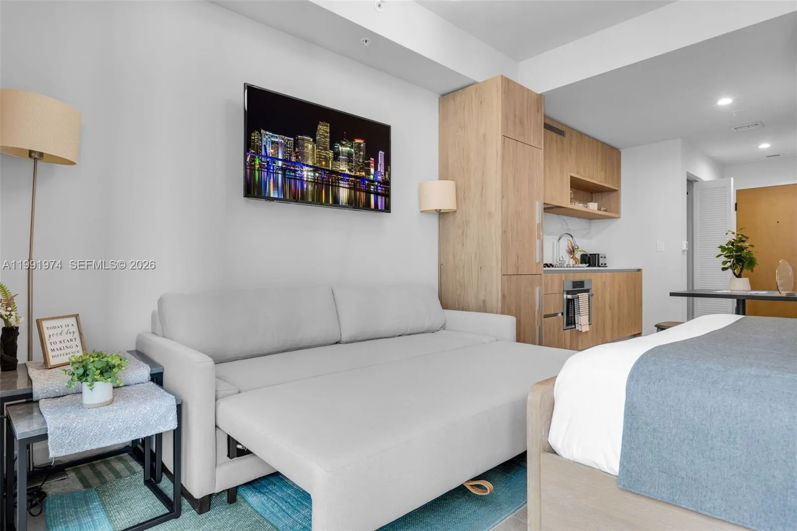 11 Ne 6 Th 2808, Miami, Florida 33132, Miami, Florida 33132, ,1 BathroomBathrooms,Residential Lease,For Rent,11 Ne 6 Th 2808, Miami, Florida 33132,A11991974