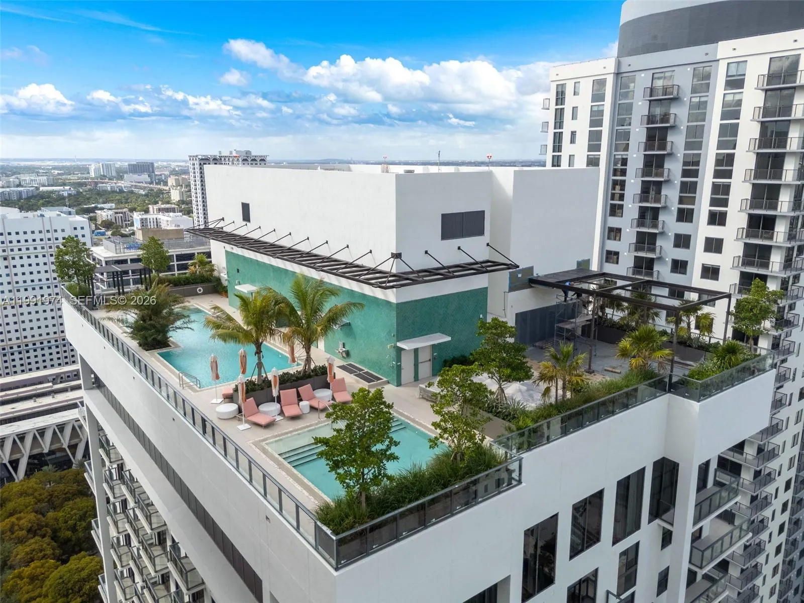 11 Ne 6 Th 2808, Miami, Florida 33132, Miami, Florida 33132, ,1 BathroomBathrooms,Residential Lease,For Rent,11 Ne 6 Th 2808, Miami, Florida 33132,A11991974