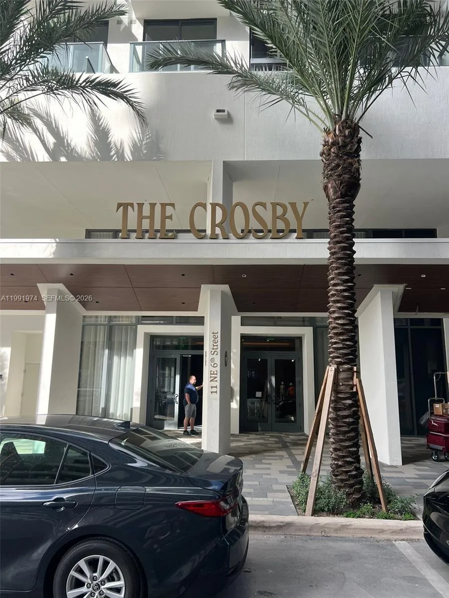 11 Ne 6 Th 2808, Miami, Florida 33132, Miami, Florida 33132, ,1 BathroomBathrooms,Residential Lease,For Rent,11 Ne 6 Th 2808, Miami, Florida 33132,A11991974