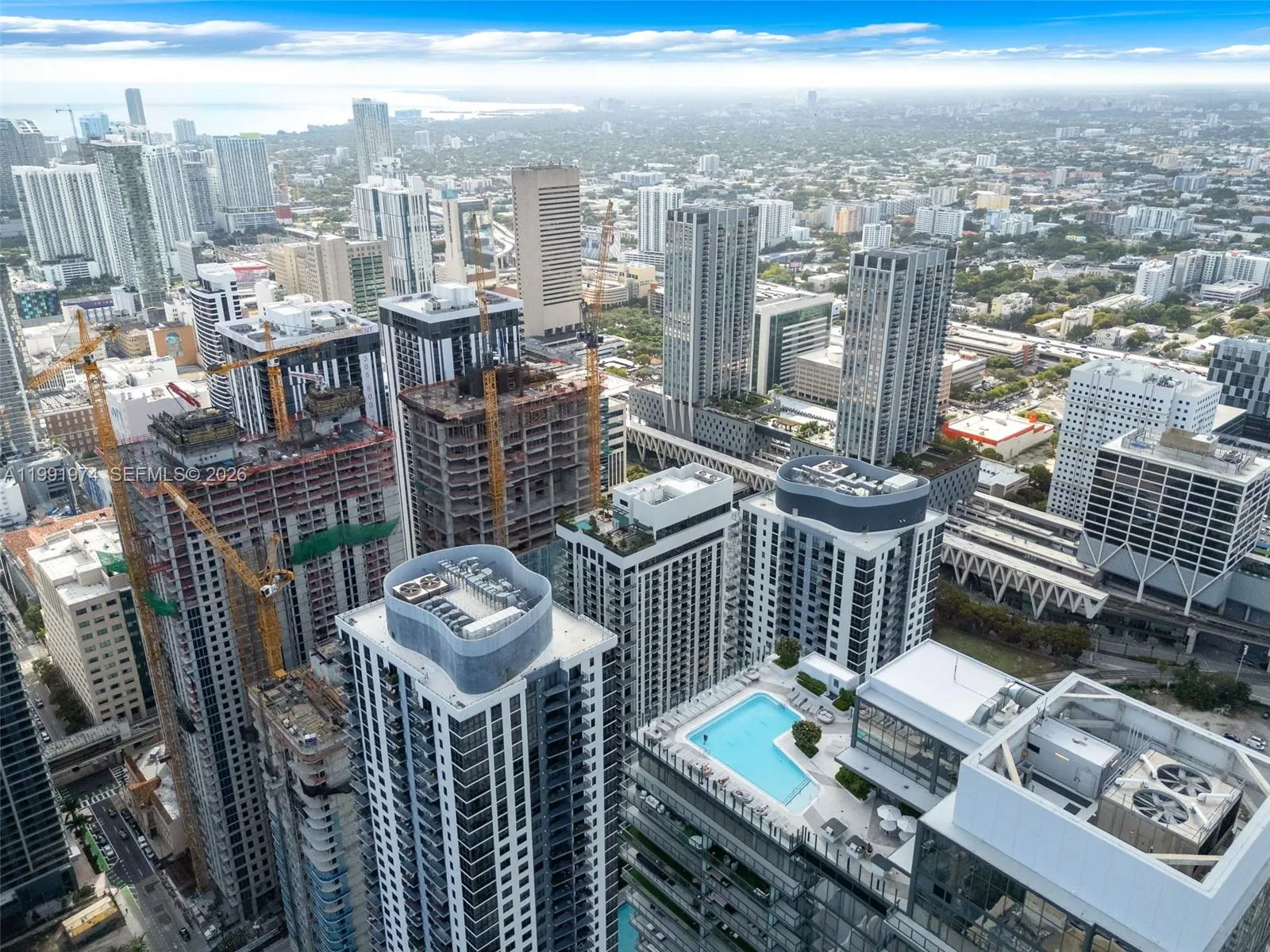 11 Ne 6 Th 2808, Miami, Florida 33132, Miami, Florida 33132, ,1 BathroomBathrooms,Residential Lease,For Rent,11 Ne 6 Th 2808, Miami, Florida 33132,A11991974