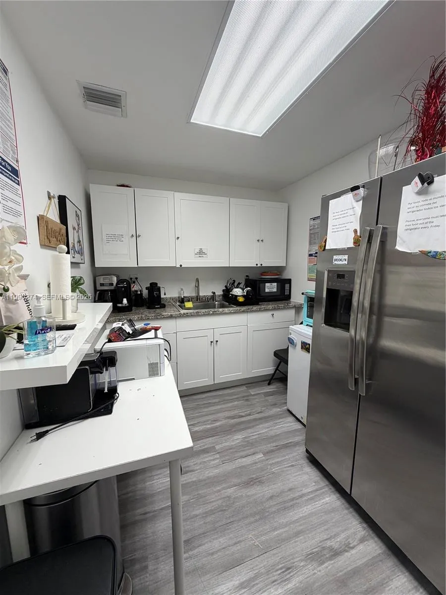 731 Sw 64th Ct, Miami, Florida 33144, Miami, Florida 33144, ,Commercial Lease,For Rent,731 Sw 64th Ct, Miami, Florida 33144,A11990274