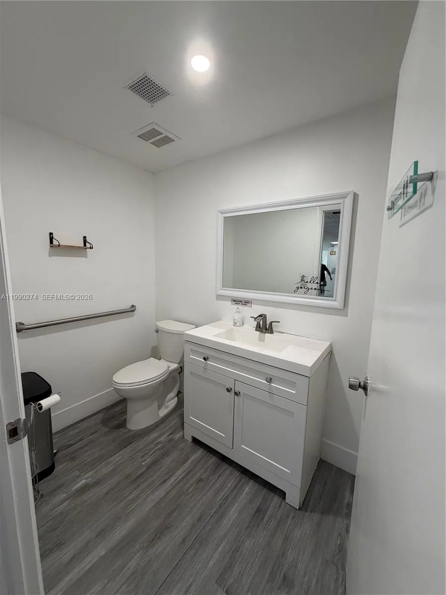 731 Sw 64th Ct, Miami, Florida 33144, Miami, Florida 33144, ,Commercial Lease,For Rent,731 Sw 64th Ct, Miami, Florida 33144,A11990274