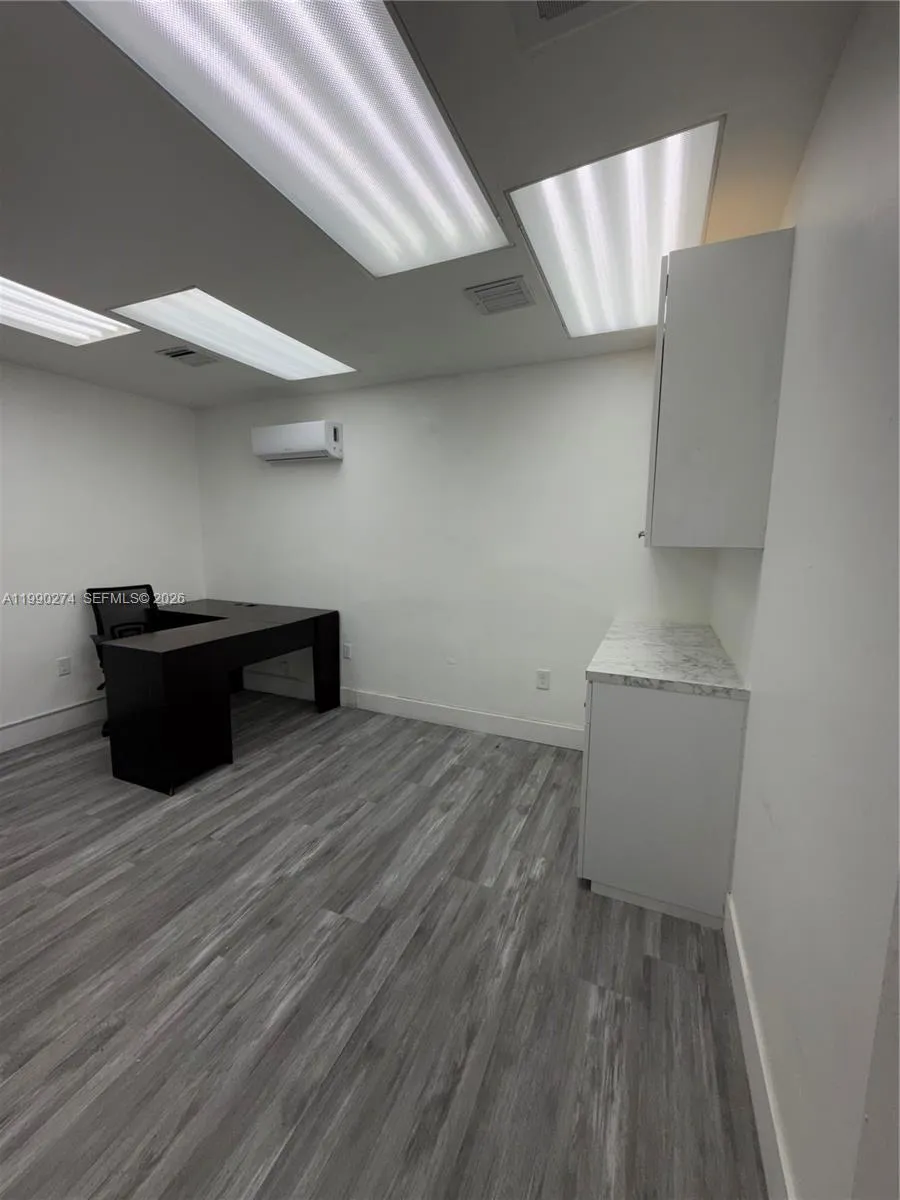 Office 1