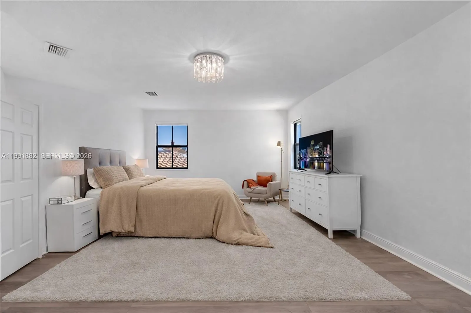 9761 Nw 9th St, Miami, Florida 33172, Miami, Florida 33172, 4 Bedrooms Bedrooms, ,4 BathroomsBathrooms,Residential,For Sale,9761 Nw 9th St, Miami, Florida 33172,A11991882