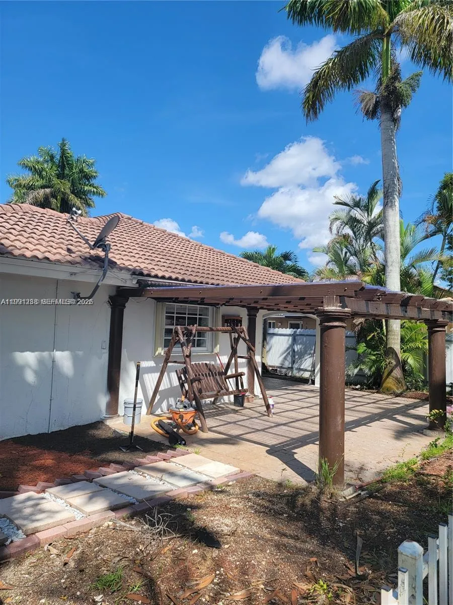 3333 Sw 156th Ct 0, Miami, Florida 33185, Miami, Florida 33185, 3 Bedrooms Bedrooms, ,2 BathroomsBathrooms,Residential Lease,For Rent,3333 Sw 156th Ct 0, Miami, Florida 33185,A11991288