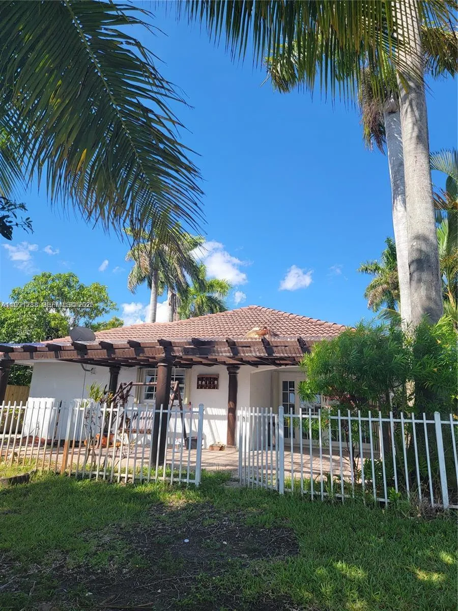3333 Sw 156th Ct 0, Miami, Florida 33185, Miami, Florida 33185, 3 Bedrooms Bedrooms, ,2 BathroomsBathrooms,Residential Lease,For Rent,3333 Sw 156th Ct 0, Miami, Florida 33185,A11991288