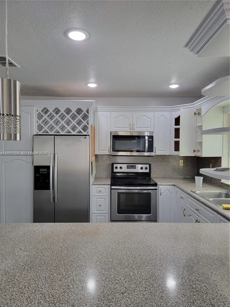 3333 Sw 156th Ct 0, Miami, Florida 33185, Miami, Florida 33185, 3 Bedrooms Bedrooms, ,2 BathroomsBathrooms,Residential Lease,For Rent,3333 Sw 156th Ct 0, Miami, Florida 33185,A11991288