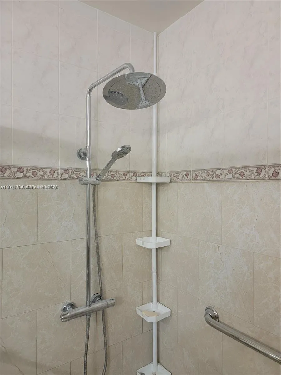 3333 Sw 156th Ct 0, Miami, Florida 33185, Miami, Florida 33185, 3 Bedrooms Bedrooms, ,2 BathroomsBathrooms,Residential Lease,For Rent,3333 Sw 156th Ct 0, Miami, Florida 33185,A11991288