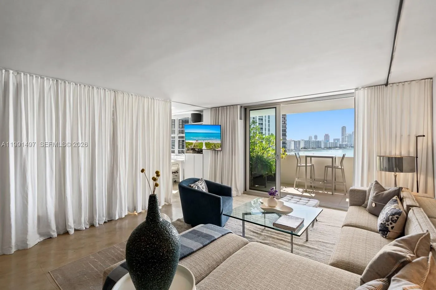 5 Island Ave 15f, Miami Beach, Florida 33139, Miami Beach, Florida 33139, 1 Bedroom Bedrooms, ,2 BathroomsBathrooms,Residential Lease,For Rent,5 Island Ave 15f, Miami Beach, Florida 33139,A11991497