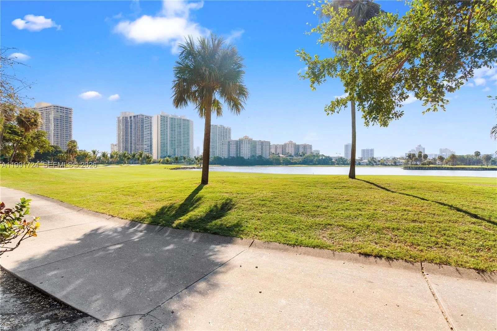 3675 N Country Club Dr 1501, Aventura, Florida 331, Aventura, Florida 33180, 1 Bedroom Bedrooms, ,2 BathroomsBathrooms,Residential,For Sale,3675 N Country Club Dr 1501, Aventura, Florida 331,A11991724
