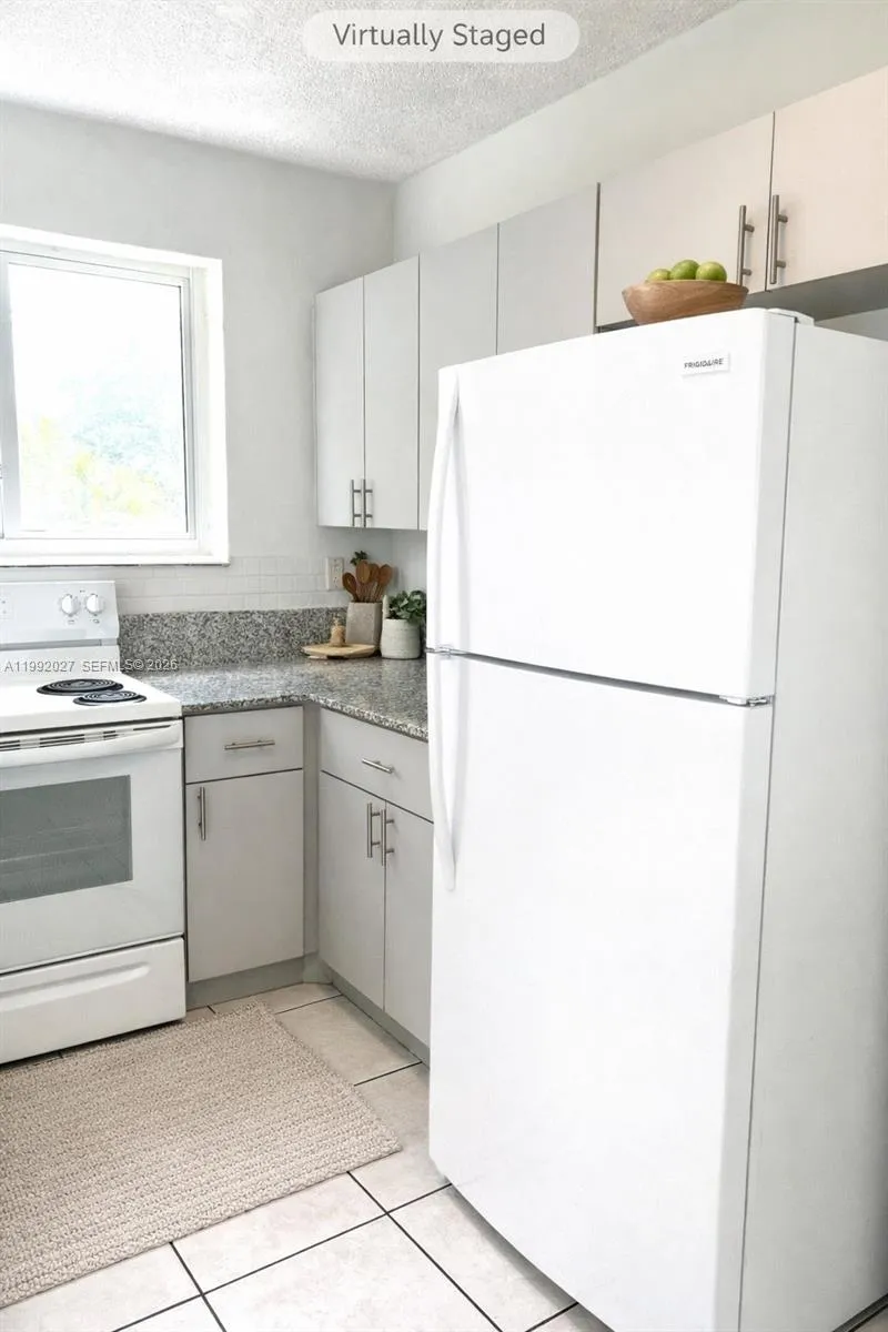 2121 Sw 4th St 2, Miami, Florida 33135, Miami, Florida 33135, 2 Bedrooms Bedrooms, ,1 BathroomBathrooms,Residential Lease,For Rent,2121 Sw 4th St 2, Miami, Florida 33135,A11992027