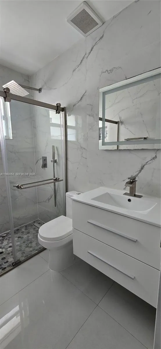 1284 W 38th Pl 2, Hialeah, Florida 33012, Hialeah, Florida 33012, 3 Bedrooms Bedrooms, ,2 BathroomsBathrooms,Residential Lease,For Rent,1284 W 38th Pl 2, Hialeah, Florida 33012,A11992054