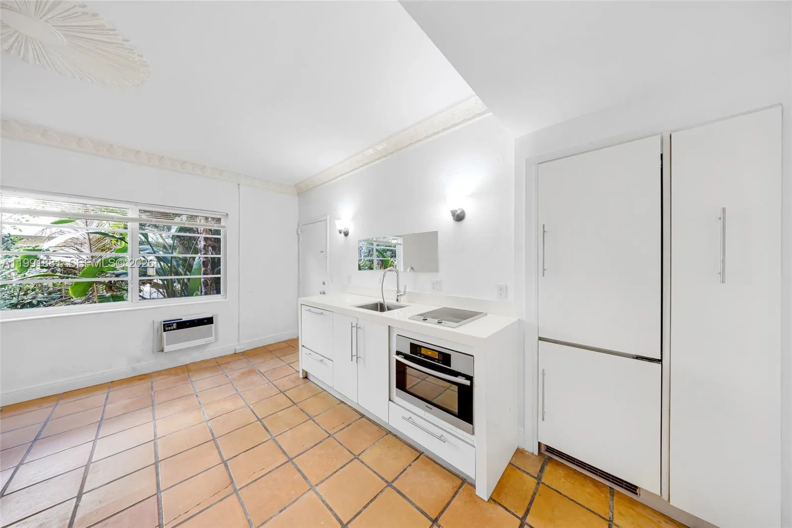 844 Jefferson Ave 2, Miami Beach, Florida 33139, Miami Beach, Florida 33139, 2 Bedrooms Bedrooms, ,1 BathroomBathrooms,Residential Lease,For Rent,844 Jefferson Ave 2, Miami Beach, Florida 33139,A11991881