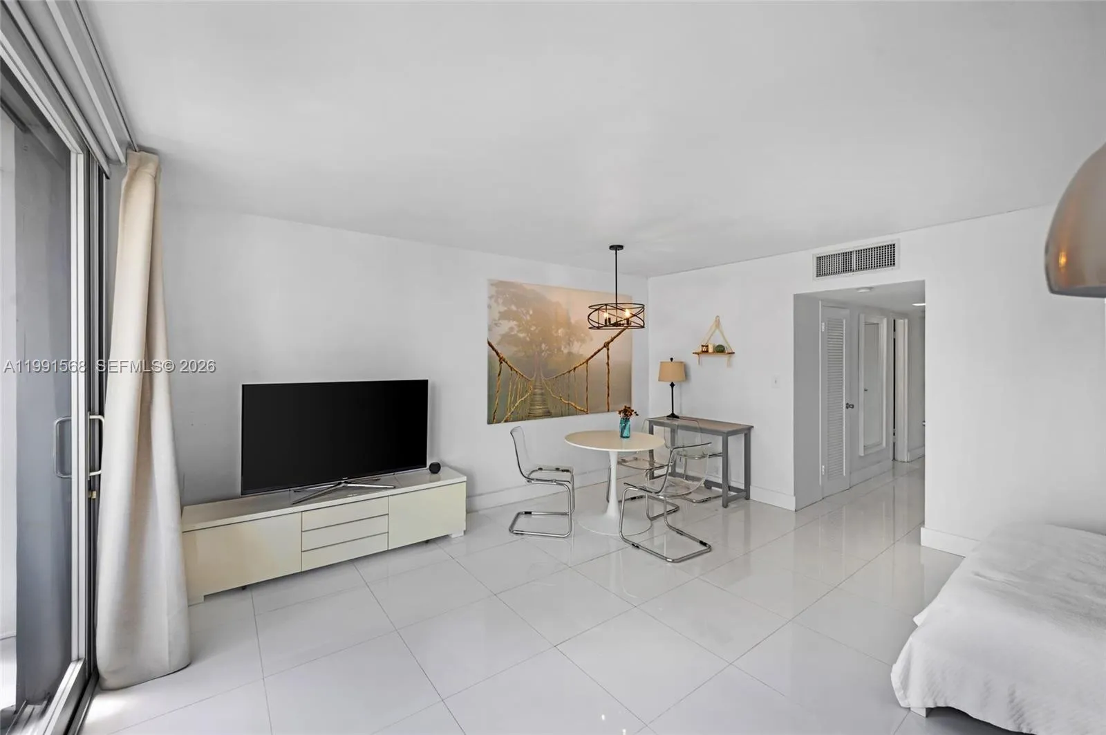 1000 West Ave 328, Miami Beach, Florida 33139, Miami Beach, Florida 33139, ,1 BathroomBathrooms,Residential Lease,For Rent,1000 West Ave 328, Miami Beach, Florida 33139,A11991568