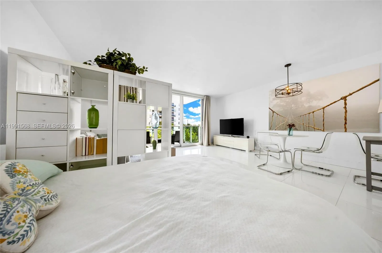 1000 West Ave 328, Miami Beach, Florida 33139, Miami Beach, Florida 33139, ,1 BathroomBathrooms,Residential Lease,For Rent,1000 West Ave 328, Miami Beach, Florida 33139,A11991568