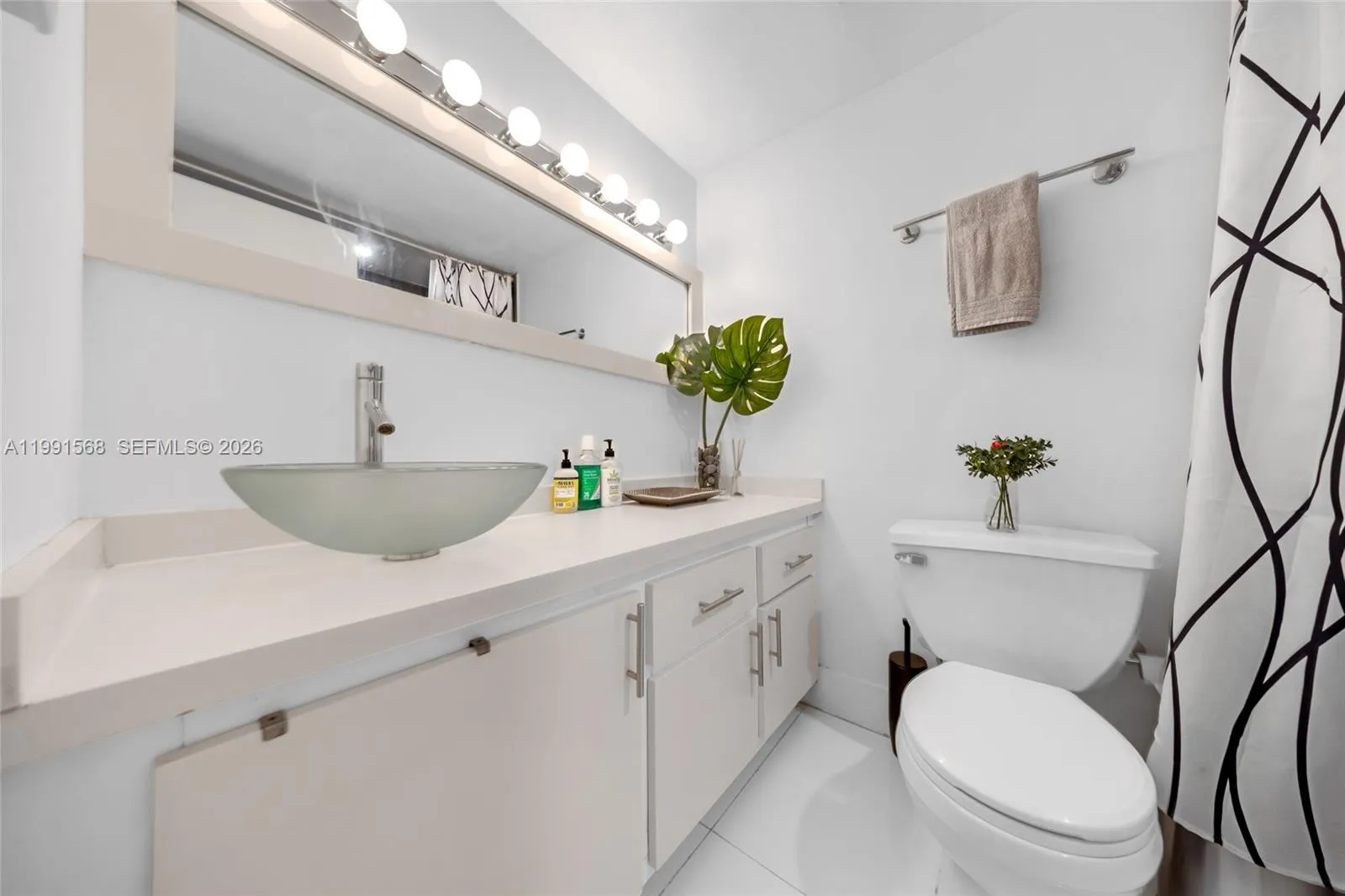 1000 West Ave 328, Miami Beach, Florida 33139, Miami Beach, Florida 33139, ,1 BathroomBathrooms,Residential Lease,For Rent,1000 West Ave 328, Miami Beach, Florida 33139,A11991568