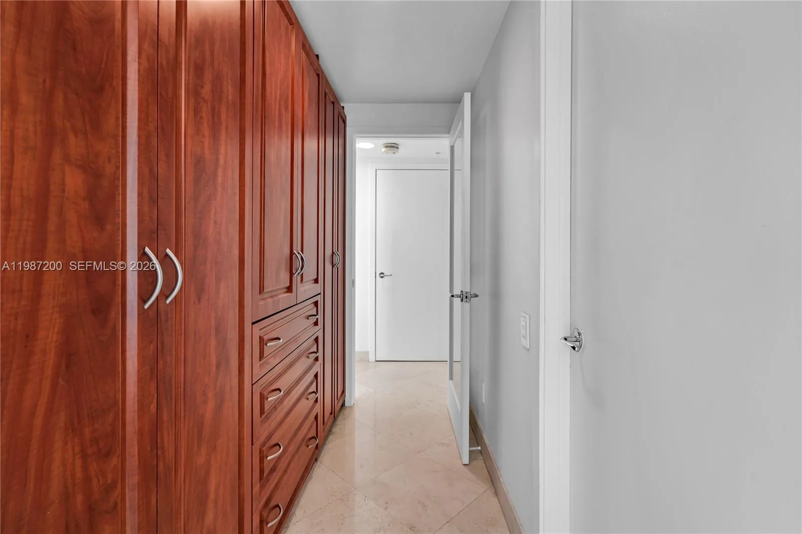 1500 Ocean Dr 907, Miami Beach, Florida 33139, Miami Beach, Florida 33139, 2 Bedrooms Bedrooms, ,2 BathroomsBathrooms,Residential Lease,For Rent,1500 Ocean Dr 907, Miami Beach, Florida 33139,A11987200