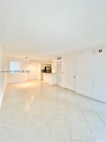 9650 Nw 2nd St 4-103, Pembroke Pines, Florida 3302, Pembroke Pines, Florida 33024, 1 Bedroom Bedrooms, ,1 BathroomBathrooms,Residential Lease,For Rent,9650 Nw 2nd St 4-103, Pembroke Pines, Florida 3302,A11992069