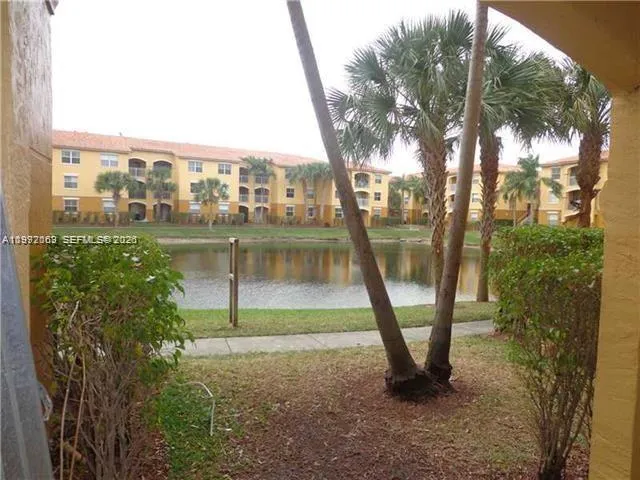 9650 Nw 2nd St 4-103, Pembroke Pines, Florida 3302, Pembroke Pines, Florida 33024, 1 Bedroom Bedrooms, ,1 BathroomBathrooms,Residential Lease,For Rent,9650 Nw 2nd St 4-103, Pembroke Pines, Florida 3302,A11992069