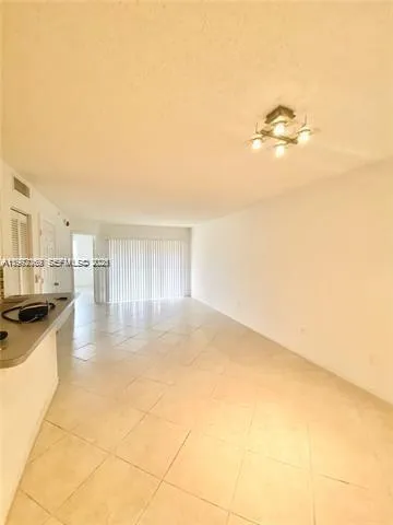 9650 Nw 2nd St 4-103, Pembroke Pines, Florida 3302, Pembroke Pines, Florida 33024, 1 Bedroom Bedrooms, ,1 BathroomBathrooms,Residential Lease,For Rent,9650 Nw 2nd St 4-103, Pembroke Pines, Florida 3302,A11992069