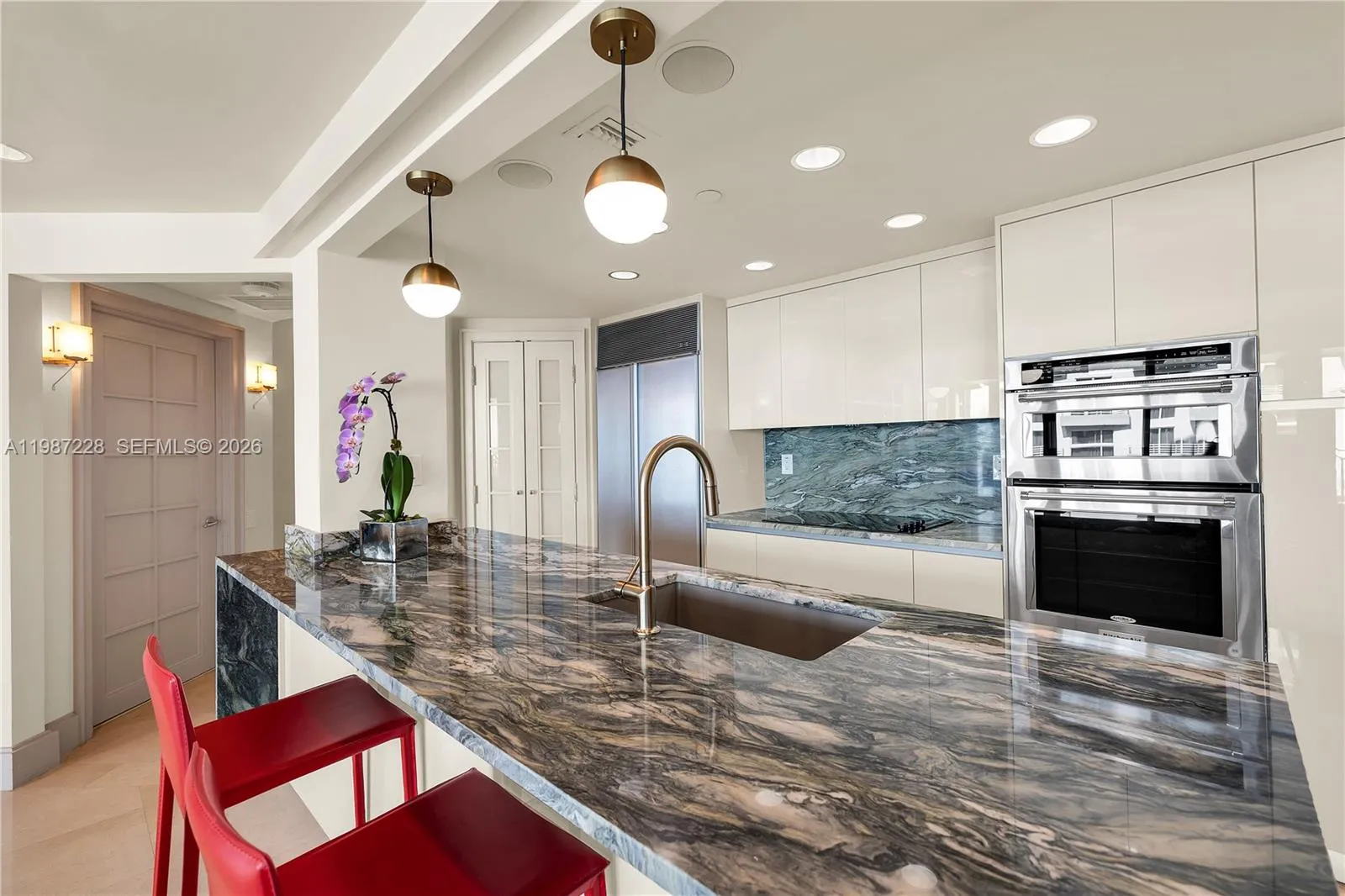 1500 Ocean Dr 1005, Miami Beach, Florida 33139, Miami Beach, Florida 33139, 2 Bedrooms Bedrooms, ,2 BathroomsBathrooms,Residential Lease,For Rent,1500 Ocean Dr 1005, Miami Beach, Florida 33139,A11987228