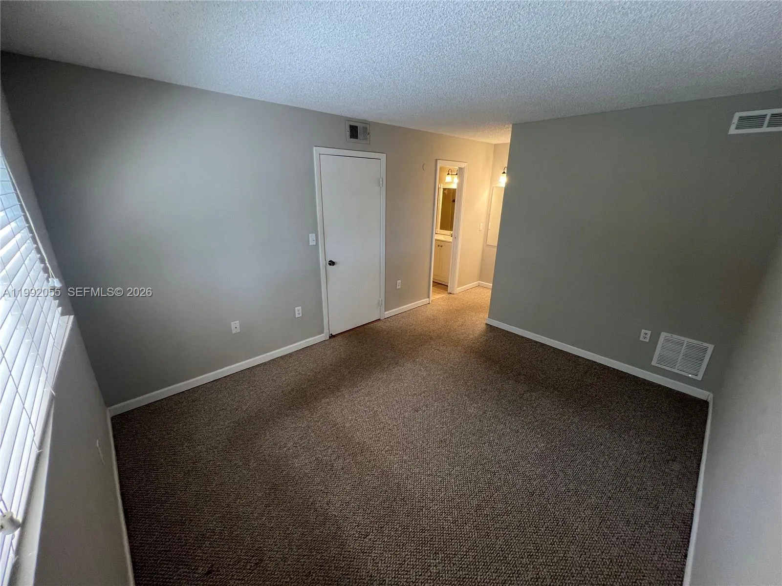 251 W Palm Cir W 107, Pembroke Pines, Florida 3302, Pembroke Pines, Florida 33025, 2 Bedrooms Bedrooms, ,1 BathroomBathrooms,Residential Lease,For Rent,251 W Palm Cir W 107, Pembroke Pines, Florida 3302,A11992055