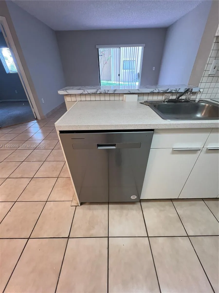 251 W Palm Cir W 107, Pembroke Pines, Florida 3302, Pembroke Pines, Florida 33025, 2 Bedrooms Bedrooms, ,1 BathroomBathrooms,Residential Lease,For Rent,251 W Palm Cir W 107, Pembroke Pines, Florida 3302,A11992055