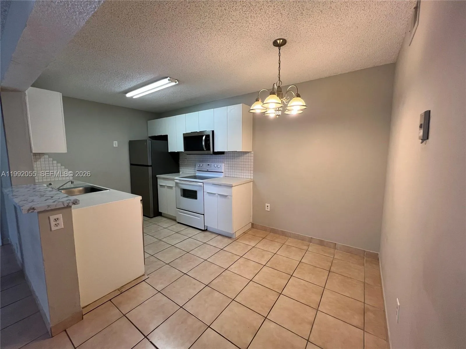 251 W Palm Cir W 107, Pembroke Pines, Florida 3302, Pembroke Pines, Florida 33025, 2 Bedrooms Bedrooms, ,1 BathroomBathrooms,Residential Lease,For Rent,251 W Palm Cir W 107, Pembroke Pines, Florida 3302,A11992055