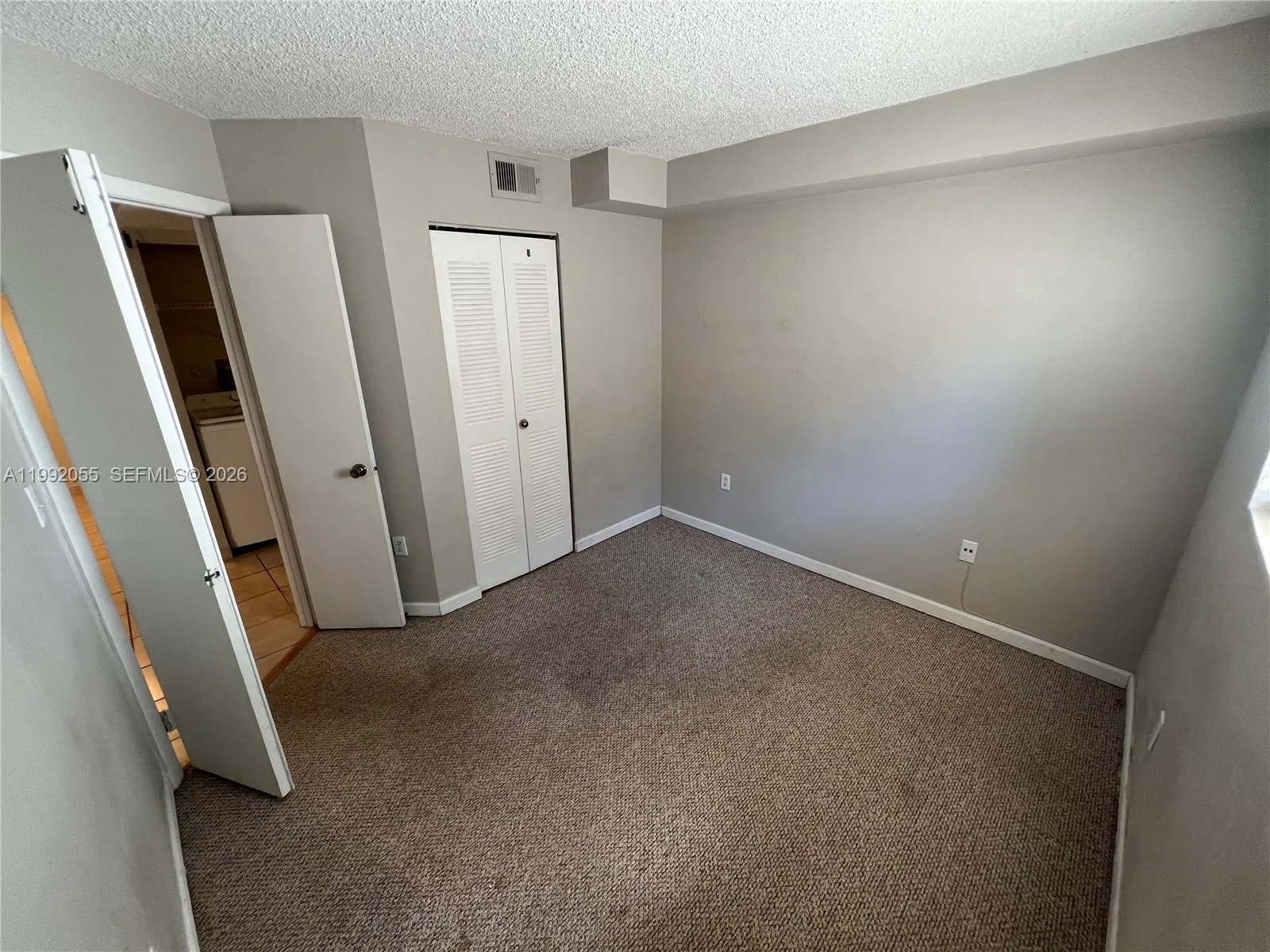 251 W Palm Cir W 107, Pembroke Pines, Florida 3302, Pembroke Pines, Florida 33025, 2 Bedrooms Bedrooms, ,1 BathroomBathrooms,Residential Lease,For Rent,251 W Palm Cir W 107, Pembroke Pines, Florida 3302,A11992055