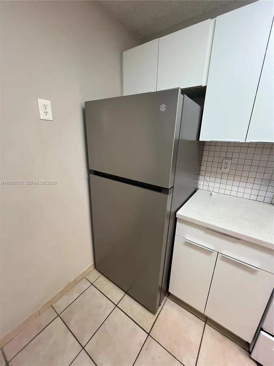 251 W Palm Cir W 107, Pembroke Pines, Florida 3302, Pembroke Pines, Florida 33025, 2 Bedrooms Bedrooms, ,1 BathroomBathrooms,Residential Lease,For Rent,251 W Palm Cir W 107, Pembroke Pines, Florida 3302,A11992055