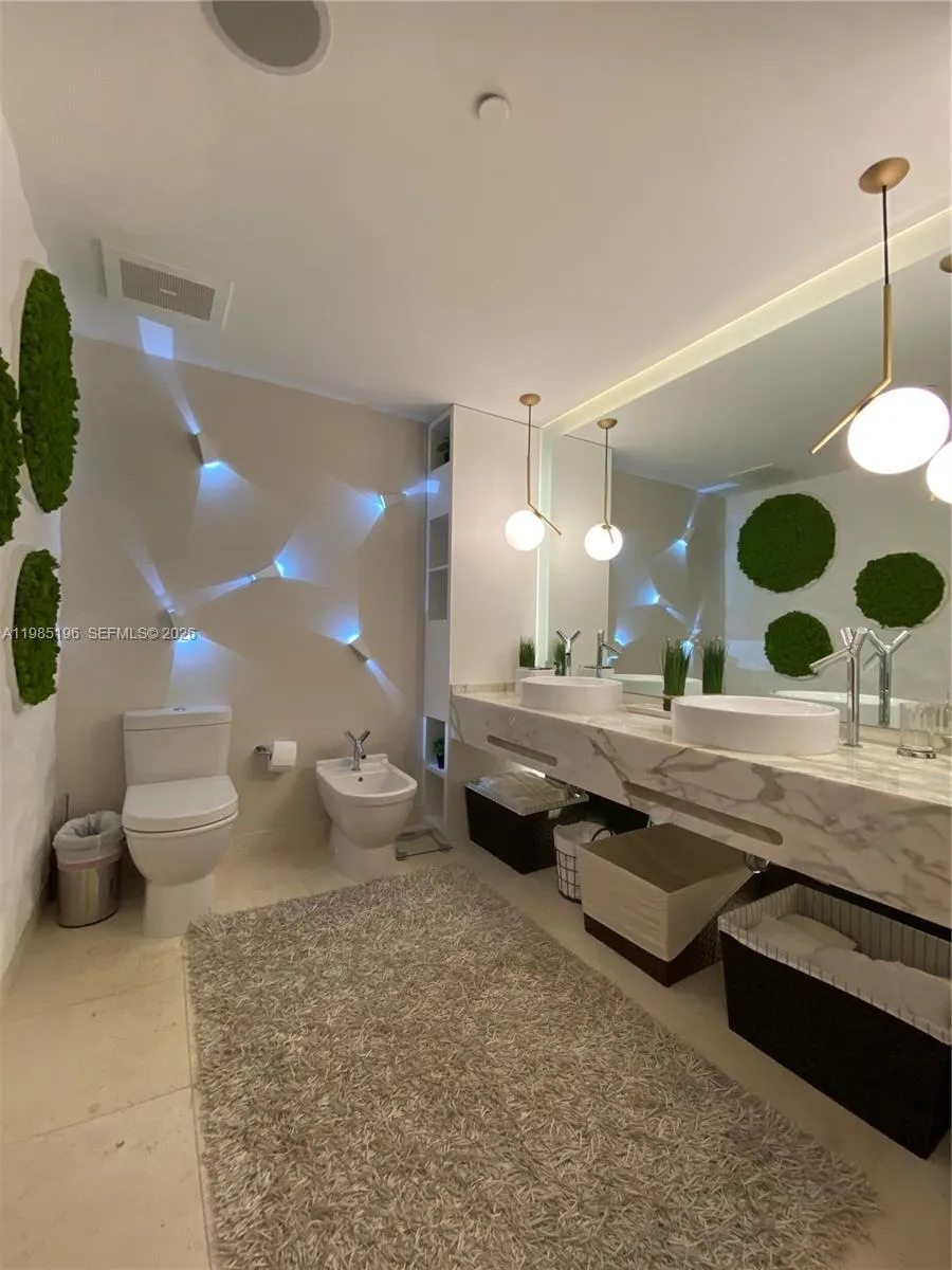 495 Brickell Ave 4608, Miami, Florida 33131, Miami, Florida 33131, 1 Bedroom Bedrooms, ,1 BathroomBathrooms,Residential Lease,For Rent,495 Brickell Ave 4608, Miami, Florida 33131,A11985196